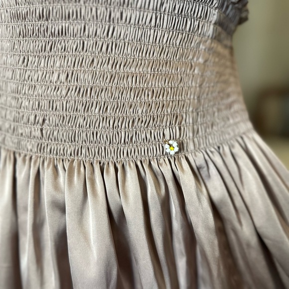 Natural Life High Waist Satin Finish Shirred Waist Flowy Shorts - Picture 5 of 10